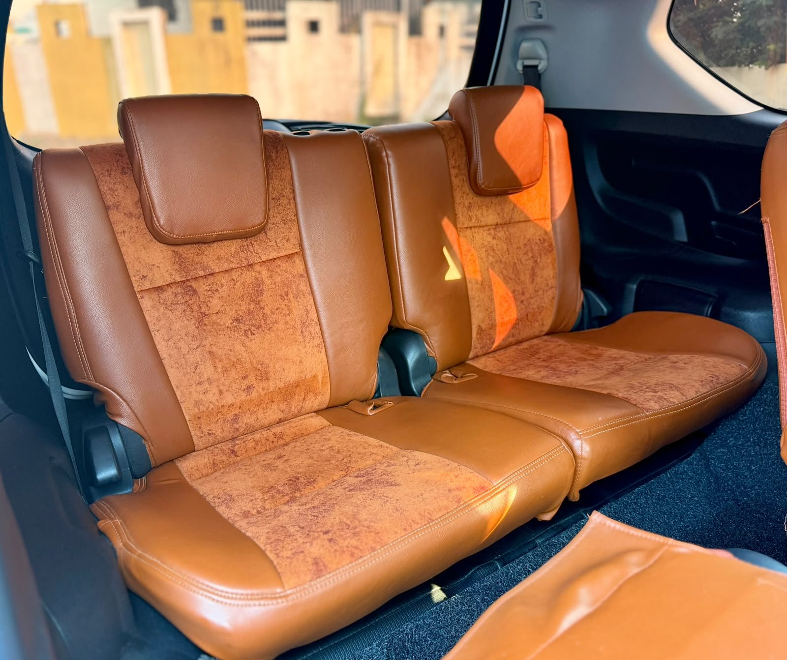Innova Crysta 2.4 G
